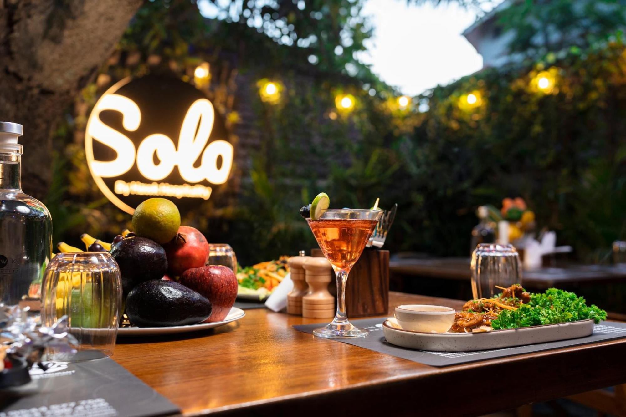 Solo Inn By Hawk Hospitality Kochi Εξωτερικό φωτογραφία