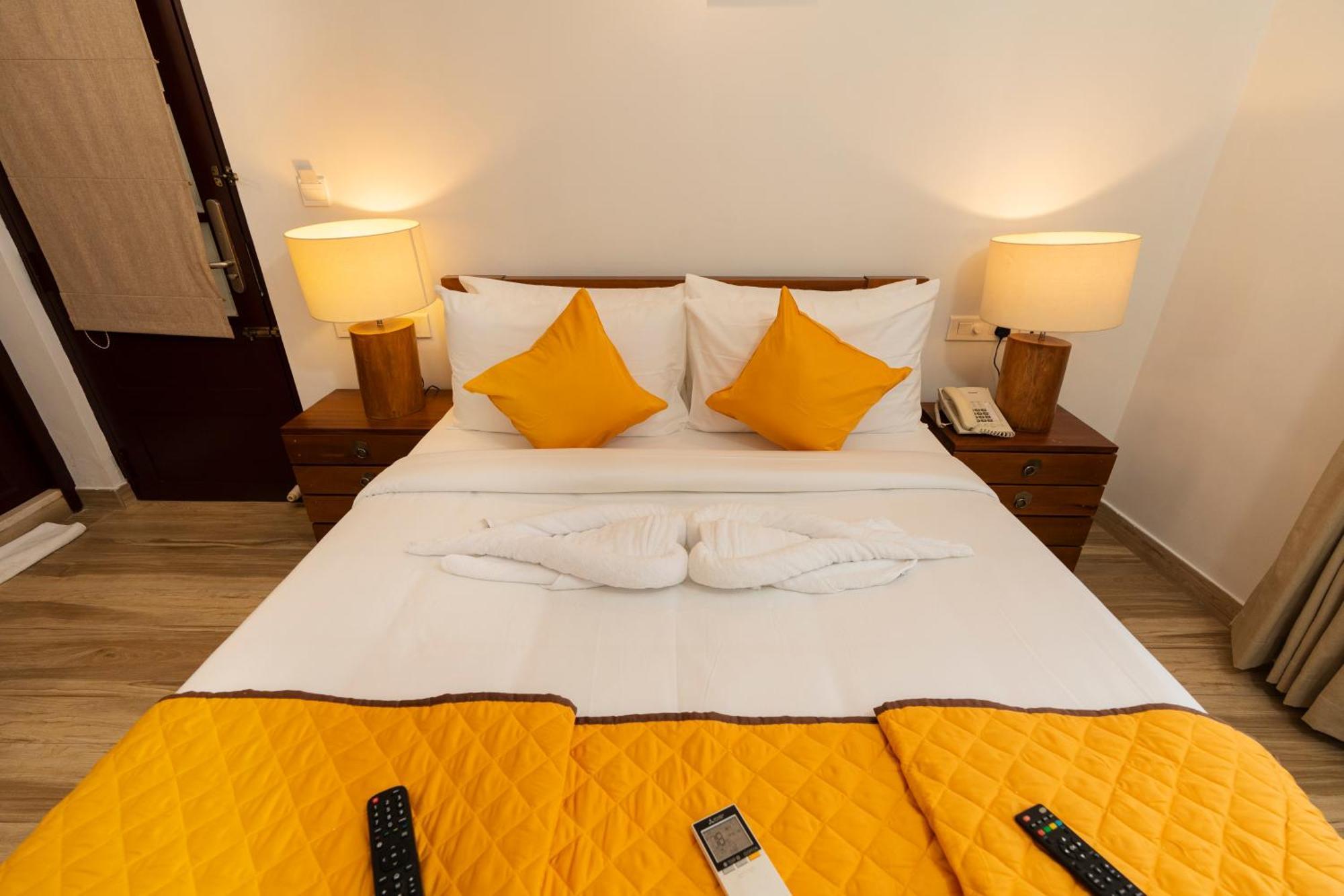 Solo Inn By Hawk Hospitality Kochi Εξωτερικό φωτογραφία