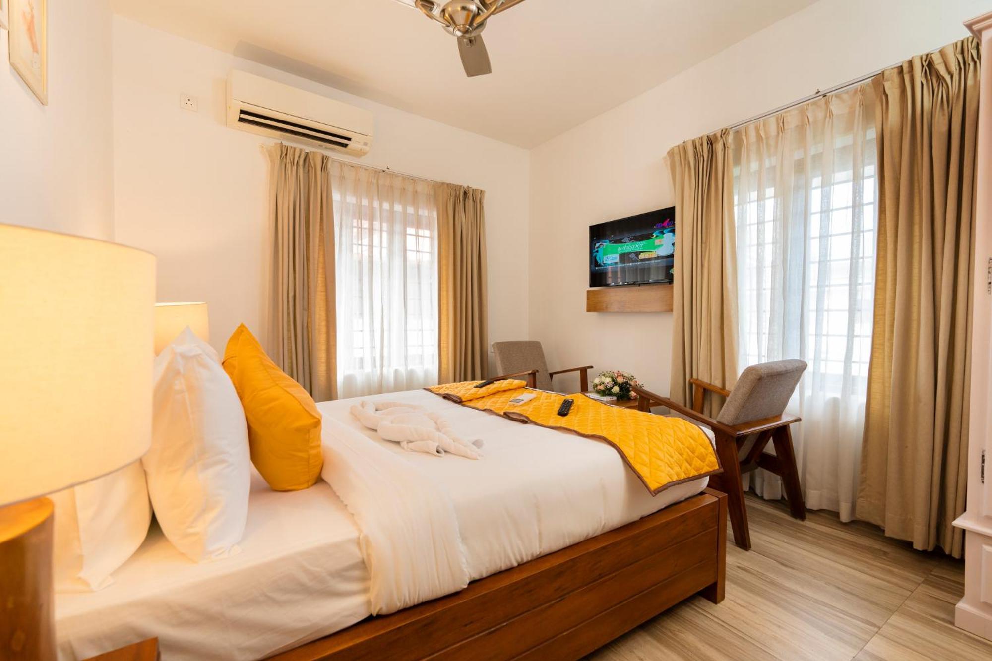 Solo Inn By Hawk Hospitality Kochi Εξωτερικό φωτογραφία