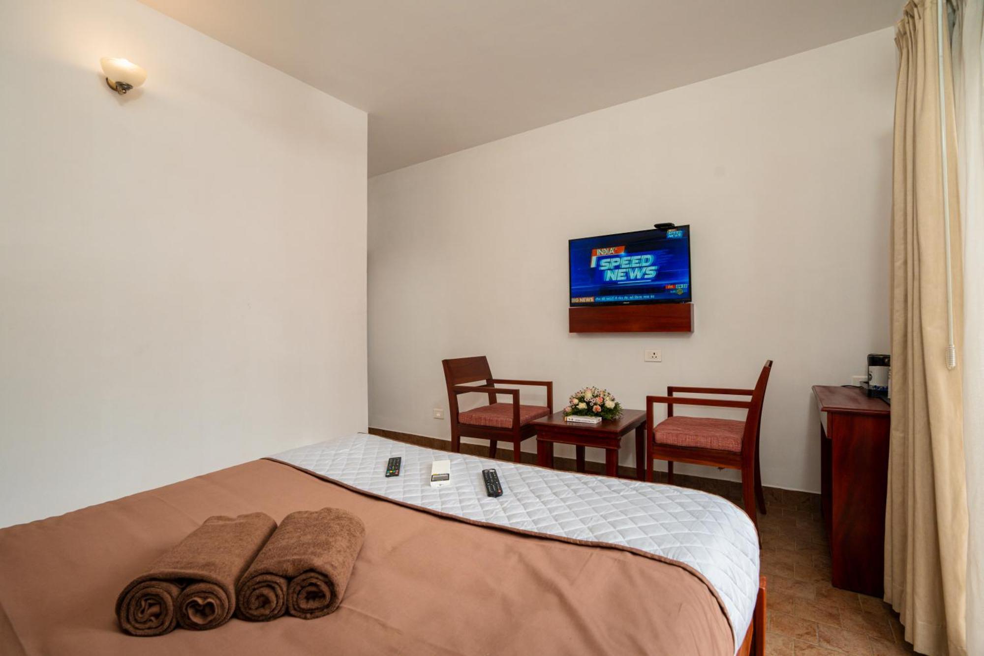 Solo Inn By Hawk Hospitality Kochi Εξωτερικό φωτογραφία