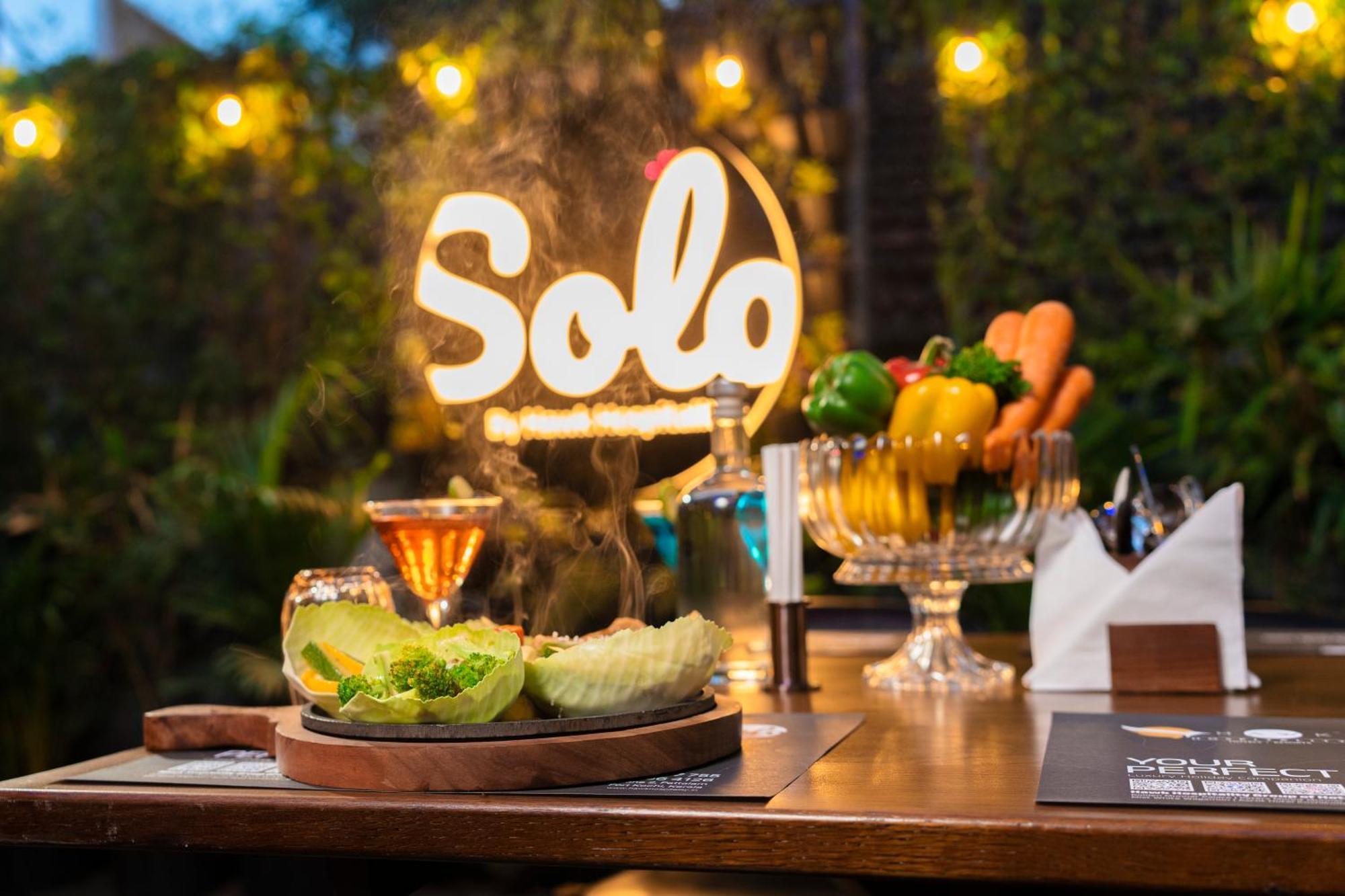 Solo Inn By Hawk Hospitality Kochi Εξωτερικό φωτογραφία