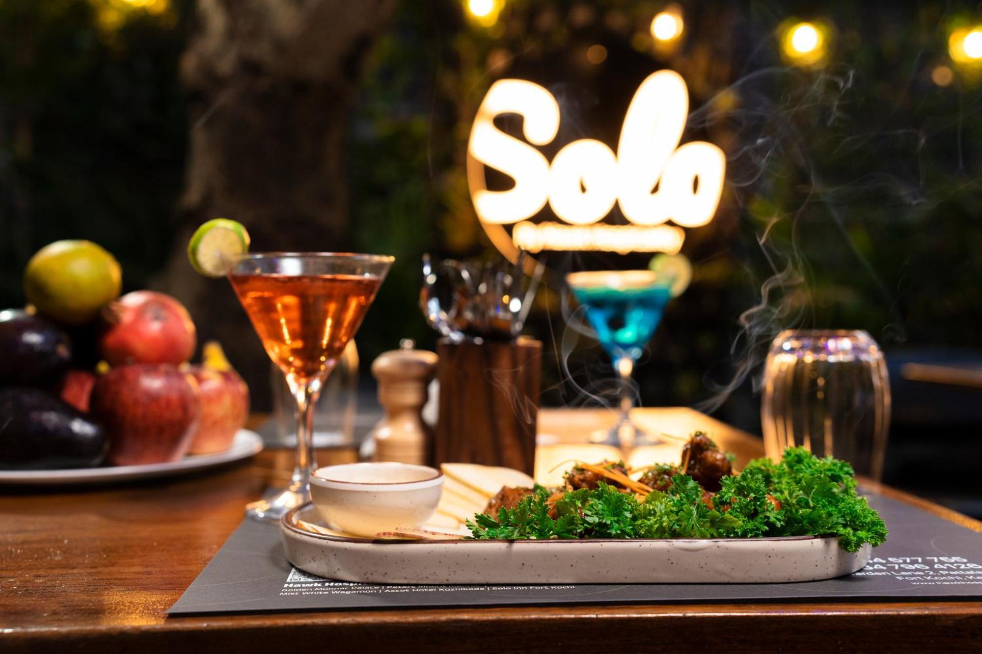 Solo Inn By Hawk Hospitality Kochi Εξωτερικό φωτογραφία